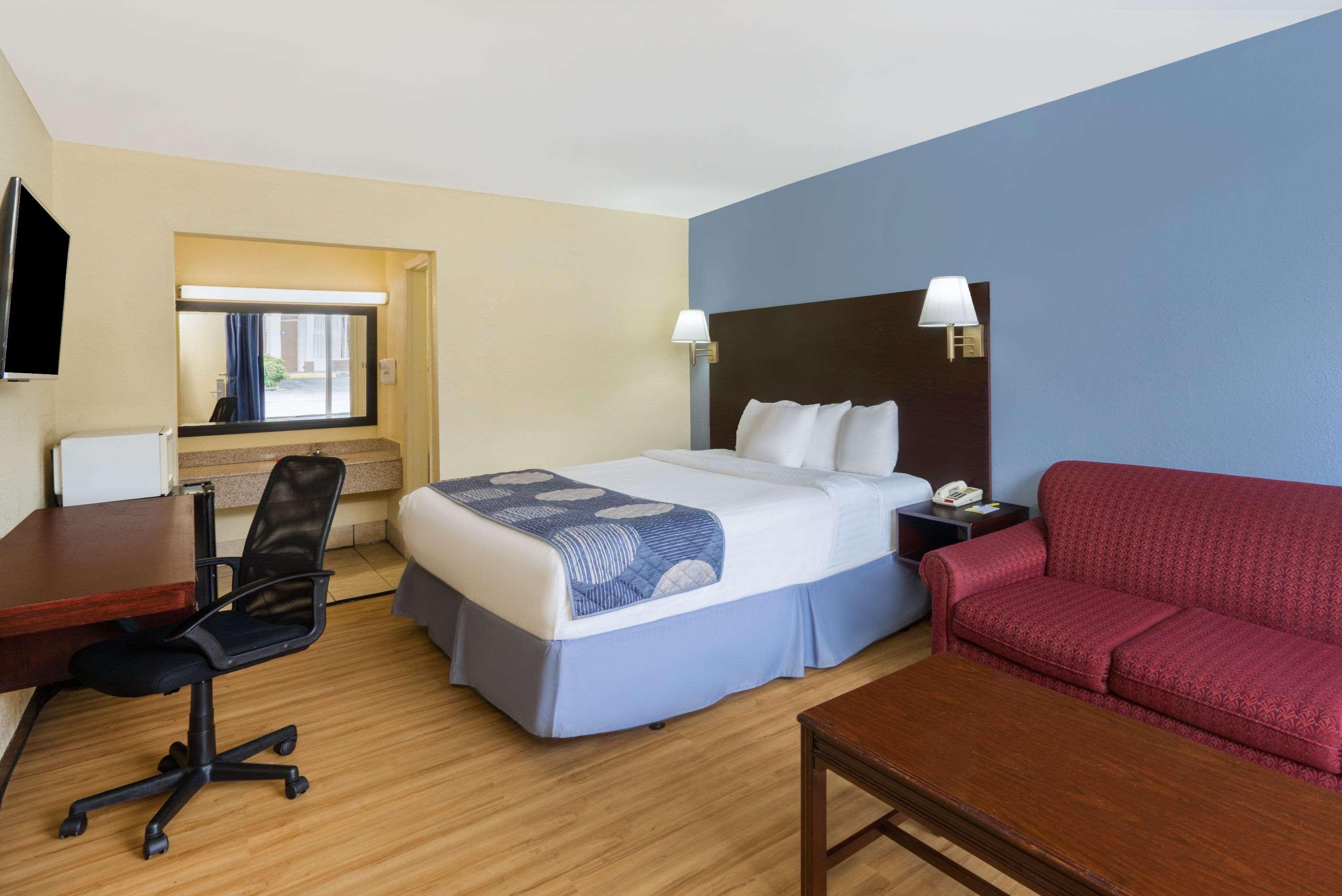 Days Inn By Wyndham Statesville Extérieur photo