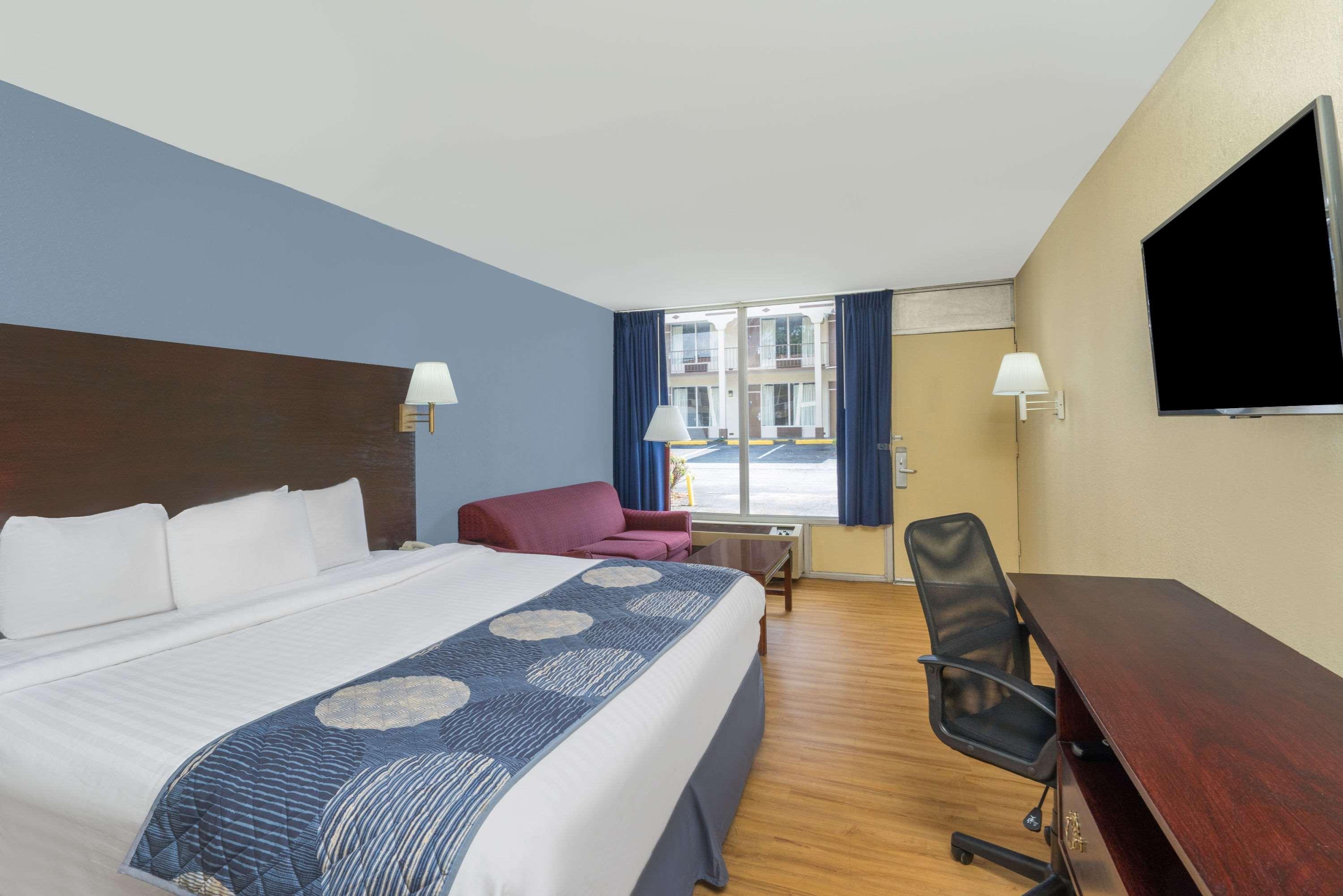 Days Inn By Wyndham Statesville Extérieur photo