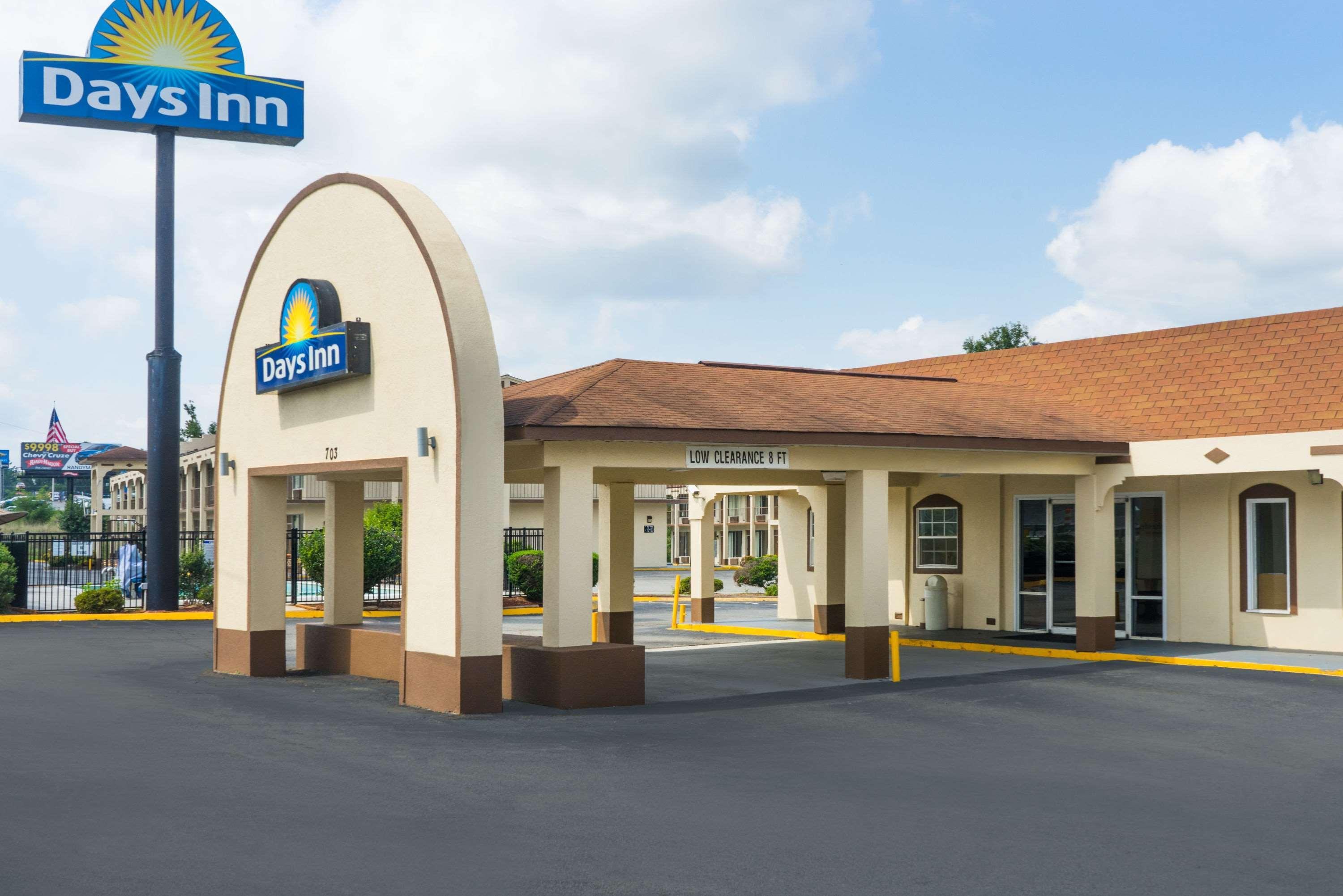 Days Inn By Wyndham Statesville Extérieur photo
