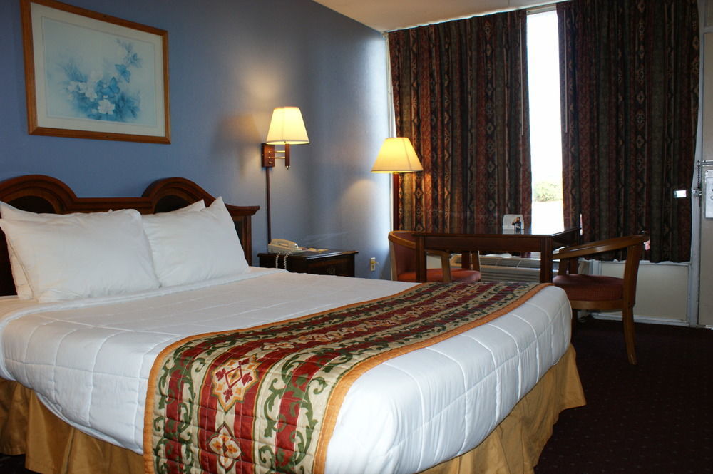 Days Inn By Wyndham Statesville Extérieur photo