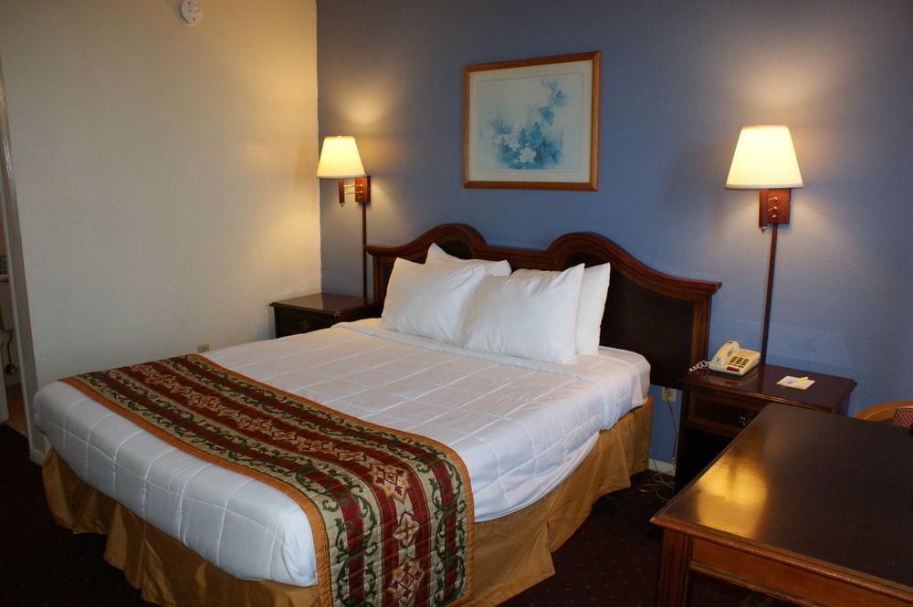 Days Inn By Wyndham Statesville Extérieur photo