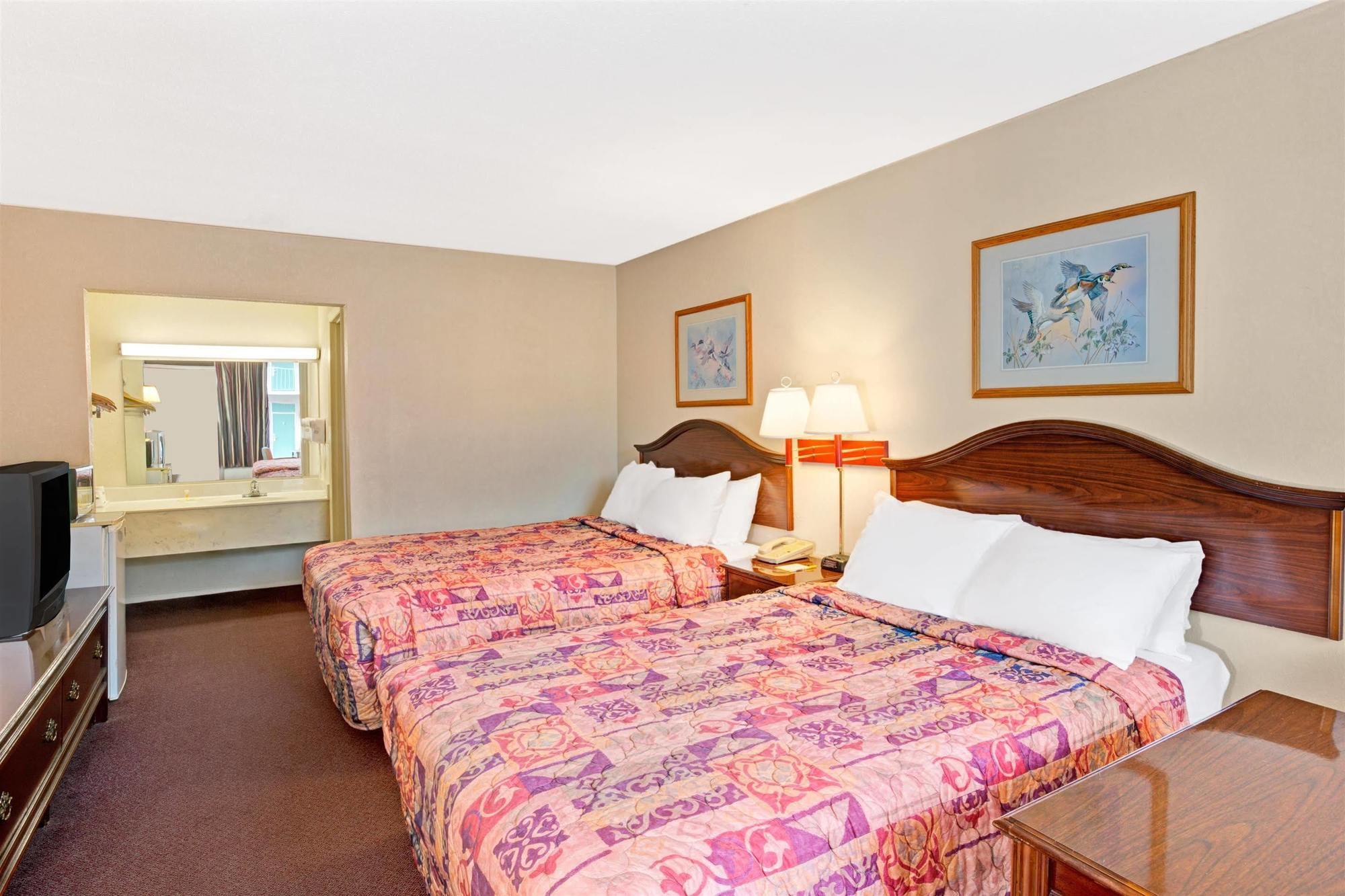 Days Inn By Wyndham Statesville Extérieur photo