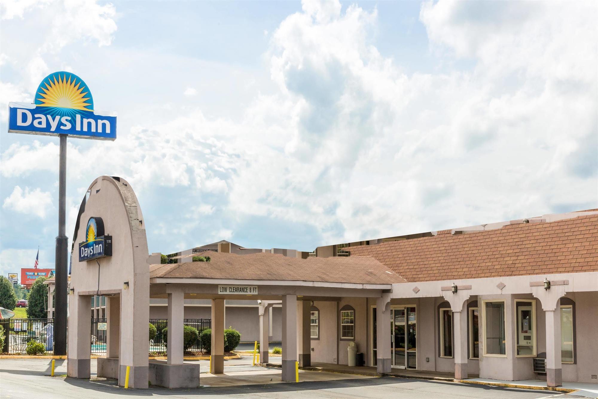 Days Inn By Wyndham Statesville Extérieur photo